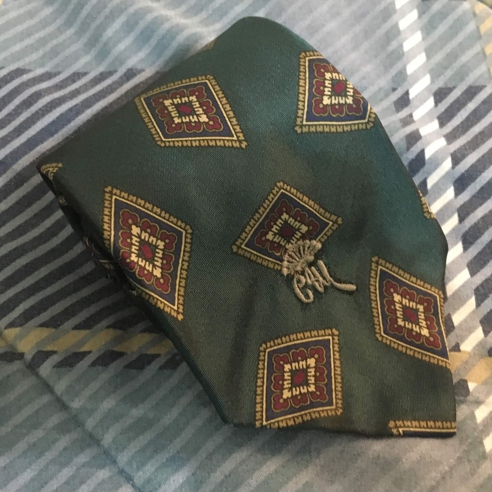 countess mara blue geometric pattern tie